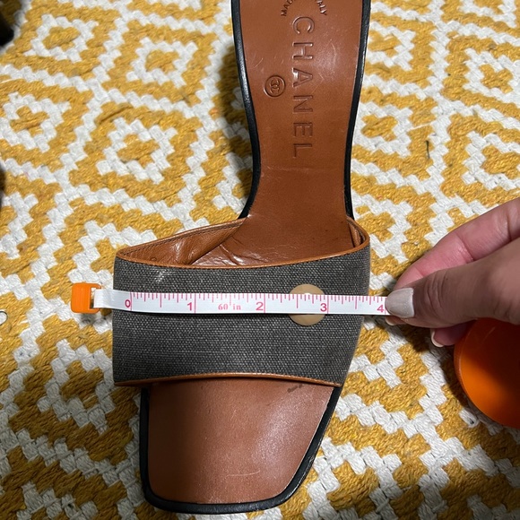 CHANEL Heels Size 8 - Picture 12 of 14